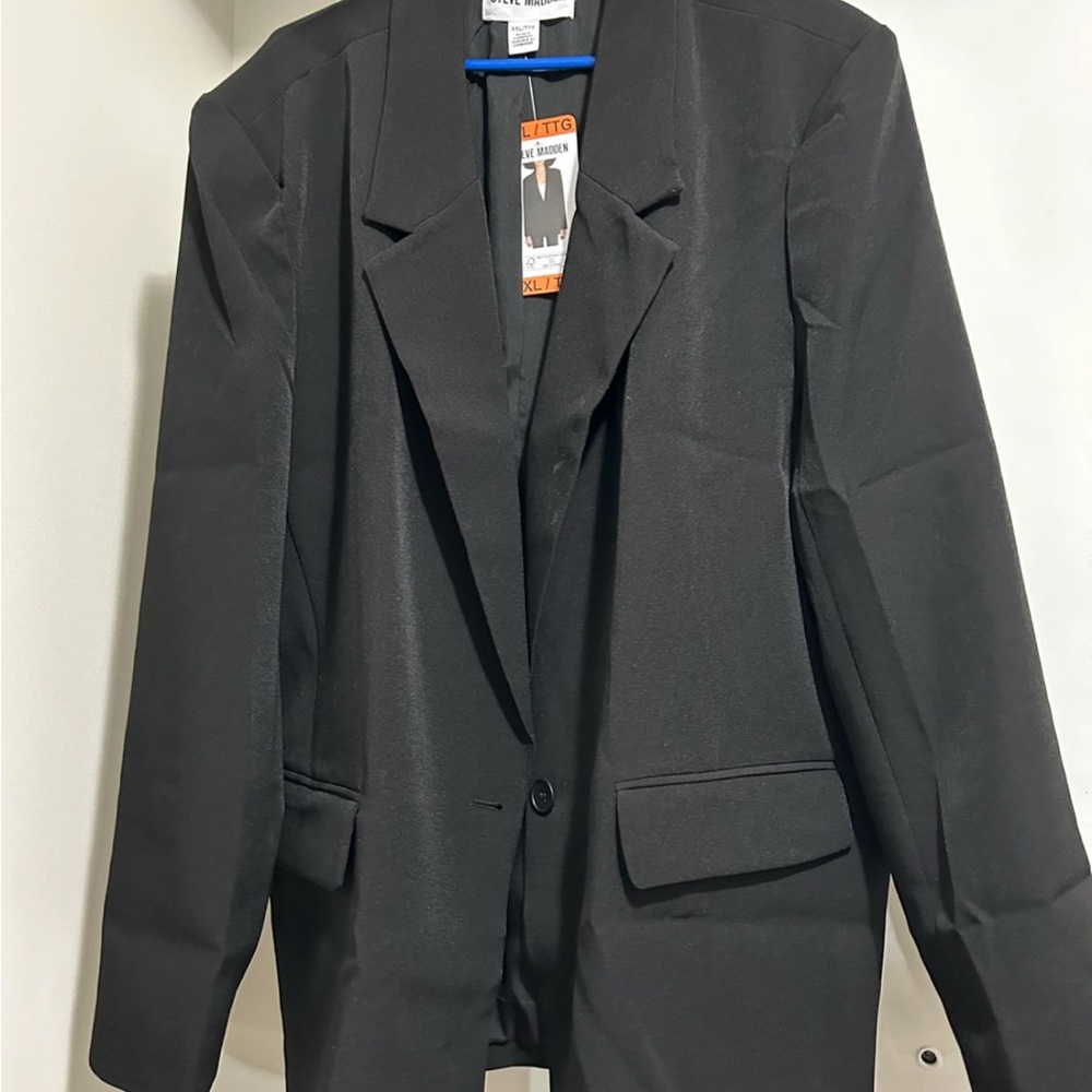 Steve Madden Black Blazer